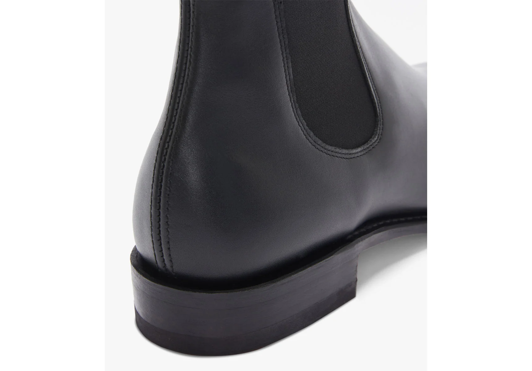 R.M. Williams Classic Craftsman Chelsea Boot - Black - Image 3