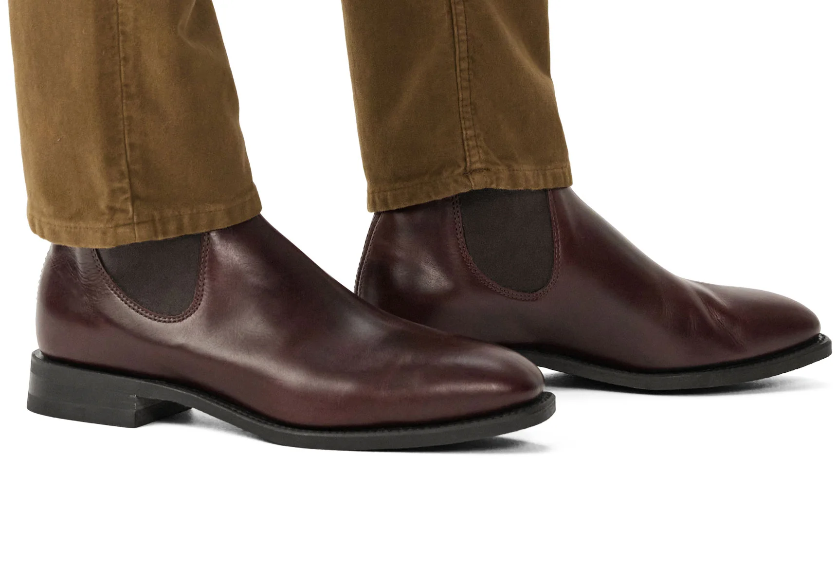 R.M. Williams Comfort Craftsman Chelsea Boot - Chocolate Raisin - Image 5
